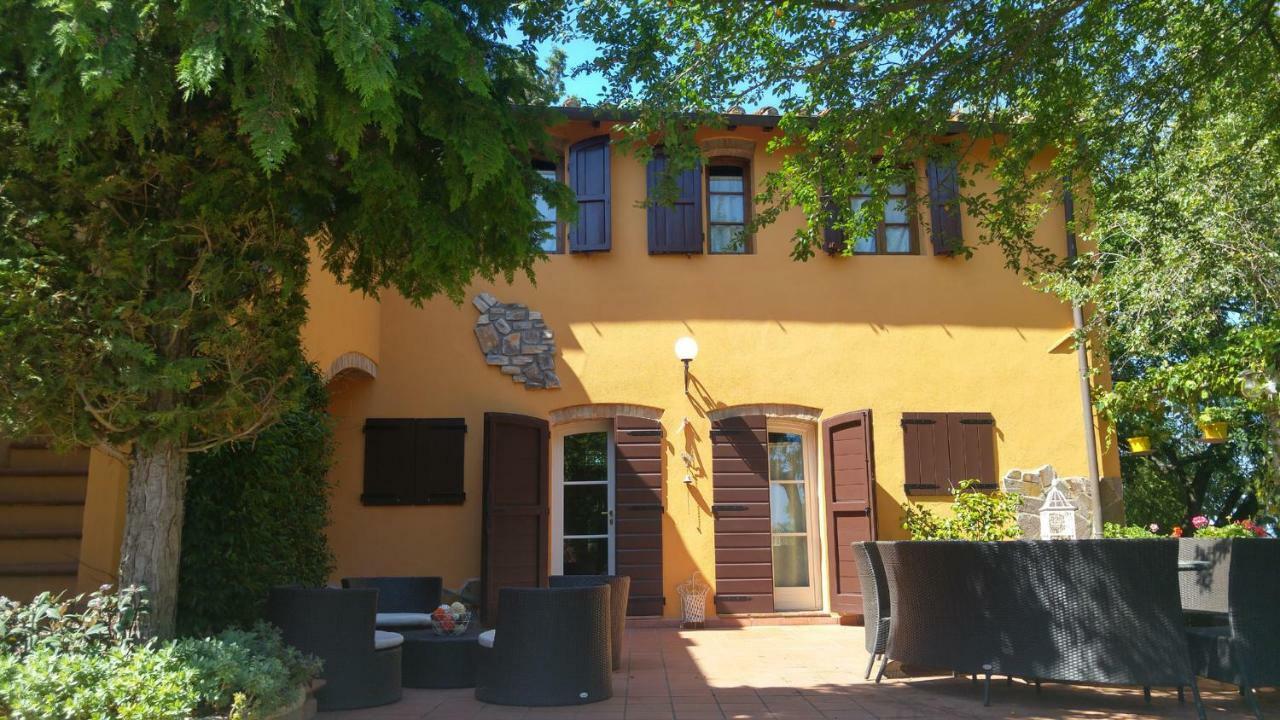 Il Leccio - Casa Toscana Il Fienile Gambassi Terme Exterior photo